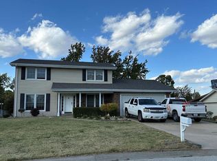 105 Mary Pat Ct, Saint Charles, MO