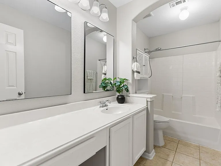 2400 Saddle Blanket Pl — Photo 27