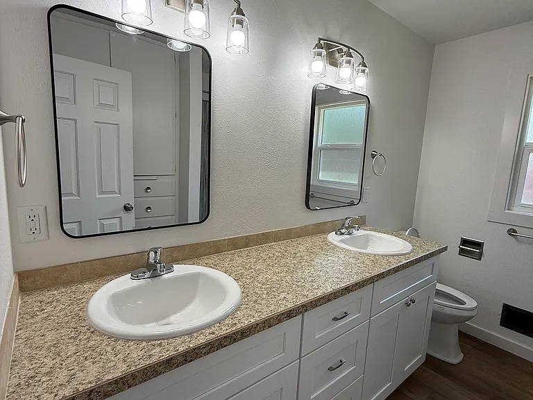 809 Mountain View Dr — Photo 12