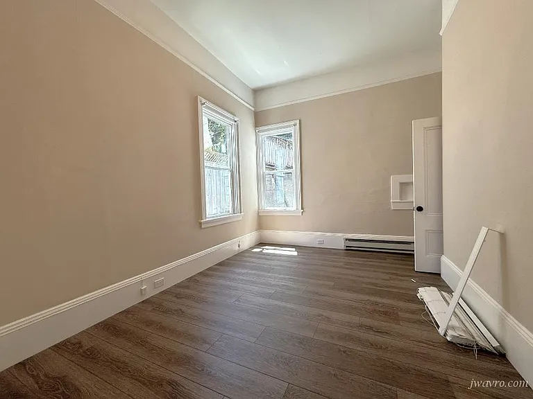 60 Mirabel Ave — Photo 11