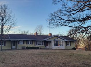 880 Stanford Dr, Marengo, IL 60152