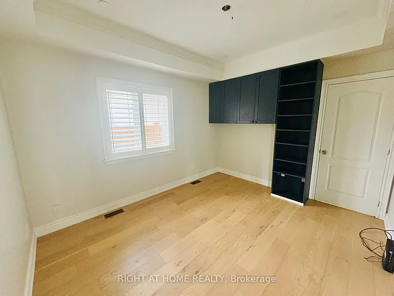 338 Ashbury Rd — Photo 14
