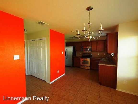 4th image of 4705 Lookout Mountain Ln
