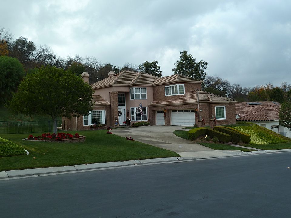 1st image of 2585 Palomino Dr