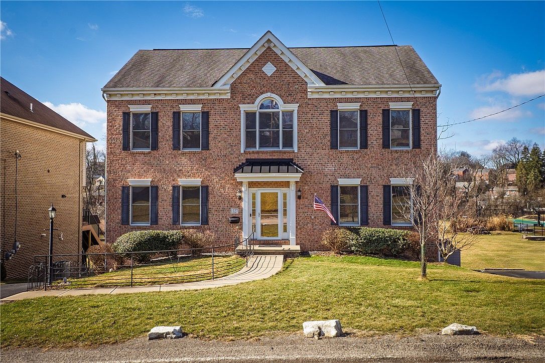 1327 Carnahan Rd, Pittsburgh, PA 15220 | Zillow