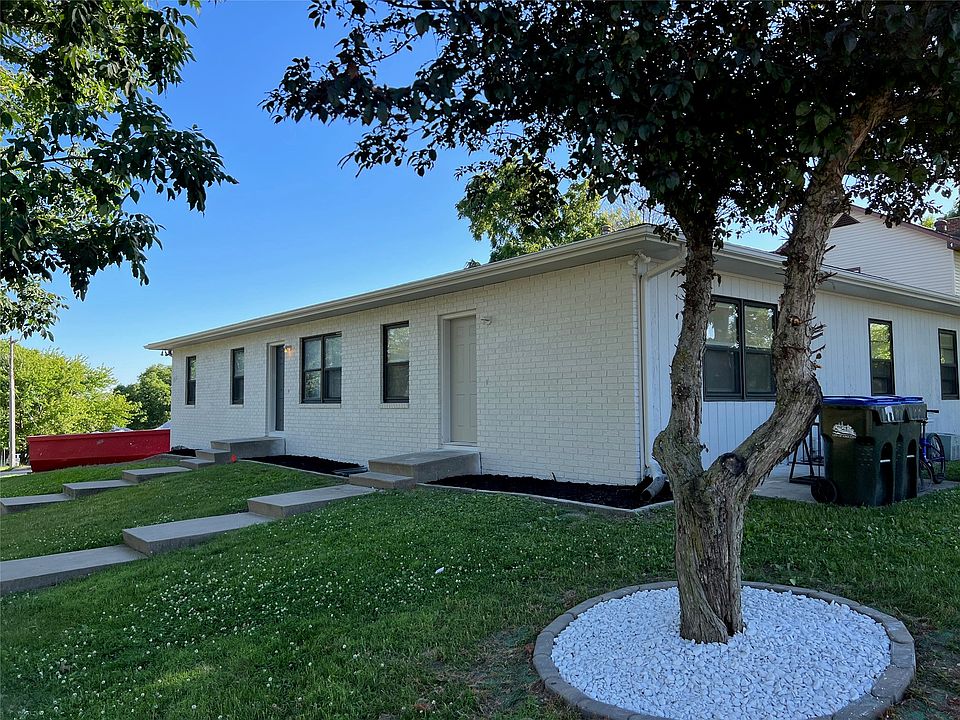 1st image of 415 Mormon Trek Blvd