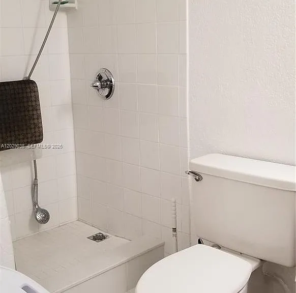 14201 N Kendall Dr #212-D — Photo 31
