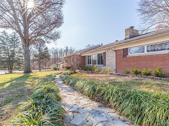 4th image of 1407 Parkview Dr