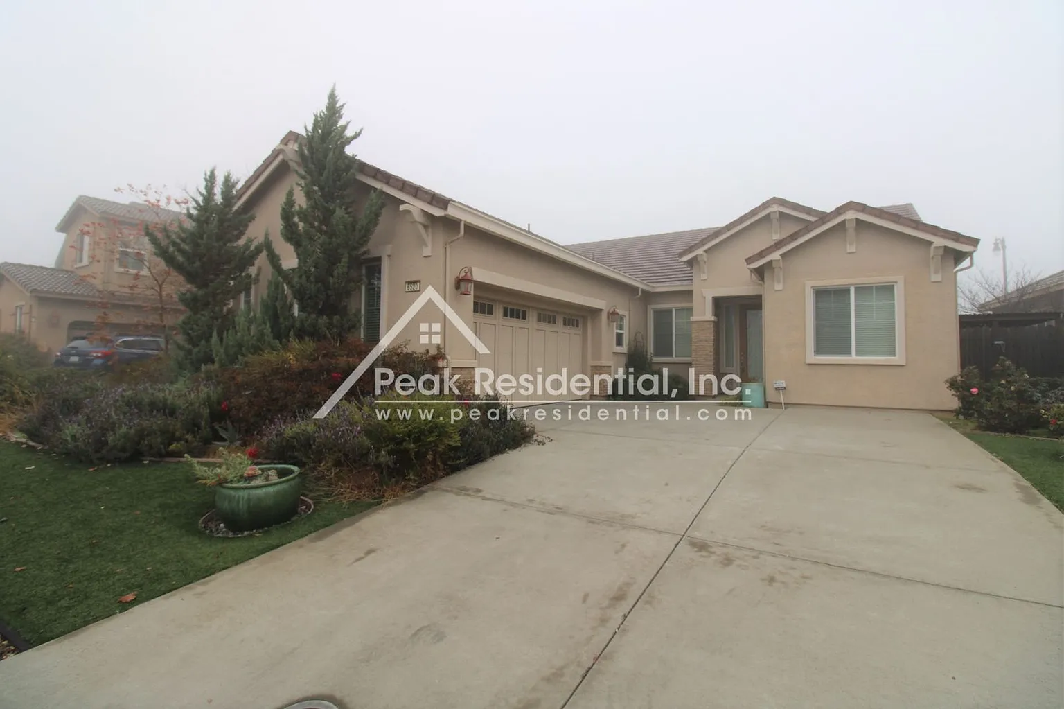 6520 Cordially Way photo 1