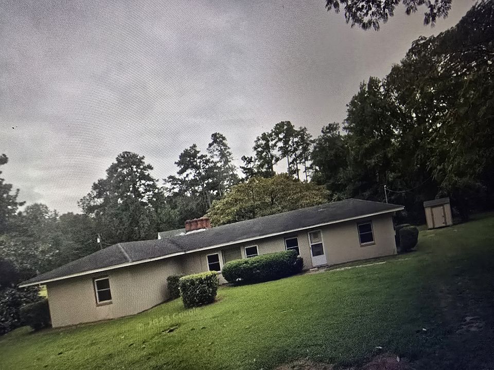 2nd image of 115 Jackson Heights Dr