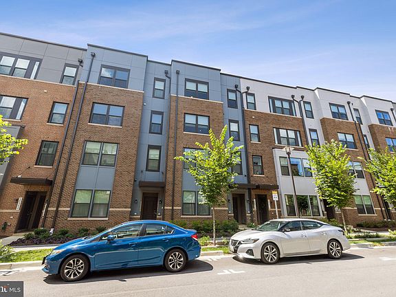 3rd image of 16272 Connors Way #32