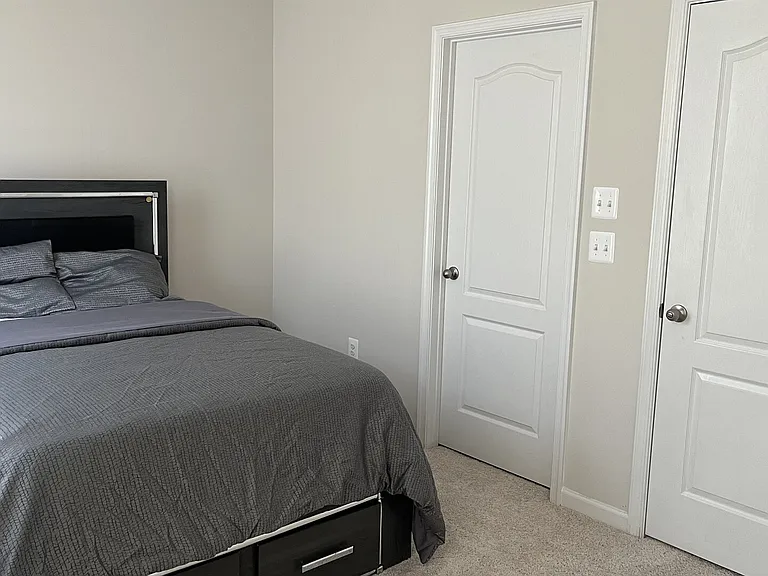 Lanham Hill Cir — Photo 4