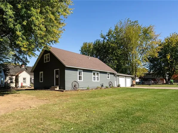 700 Washington Street, Thorp, WI 54771