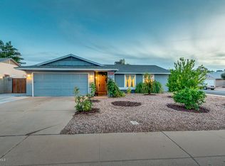 819 W Rosal Pl, Chandler, AZ 85225