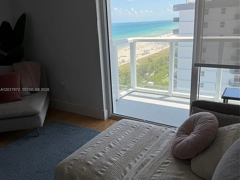 2457 Collins Ave #Penthouse 5 — Photo 14