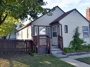 7424 14th Ave, Kenosha, WI 53143