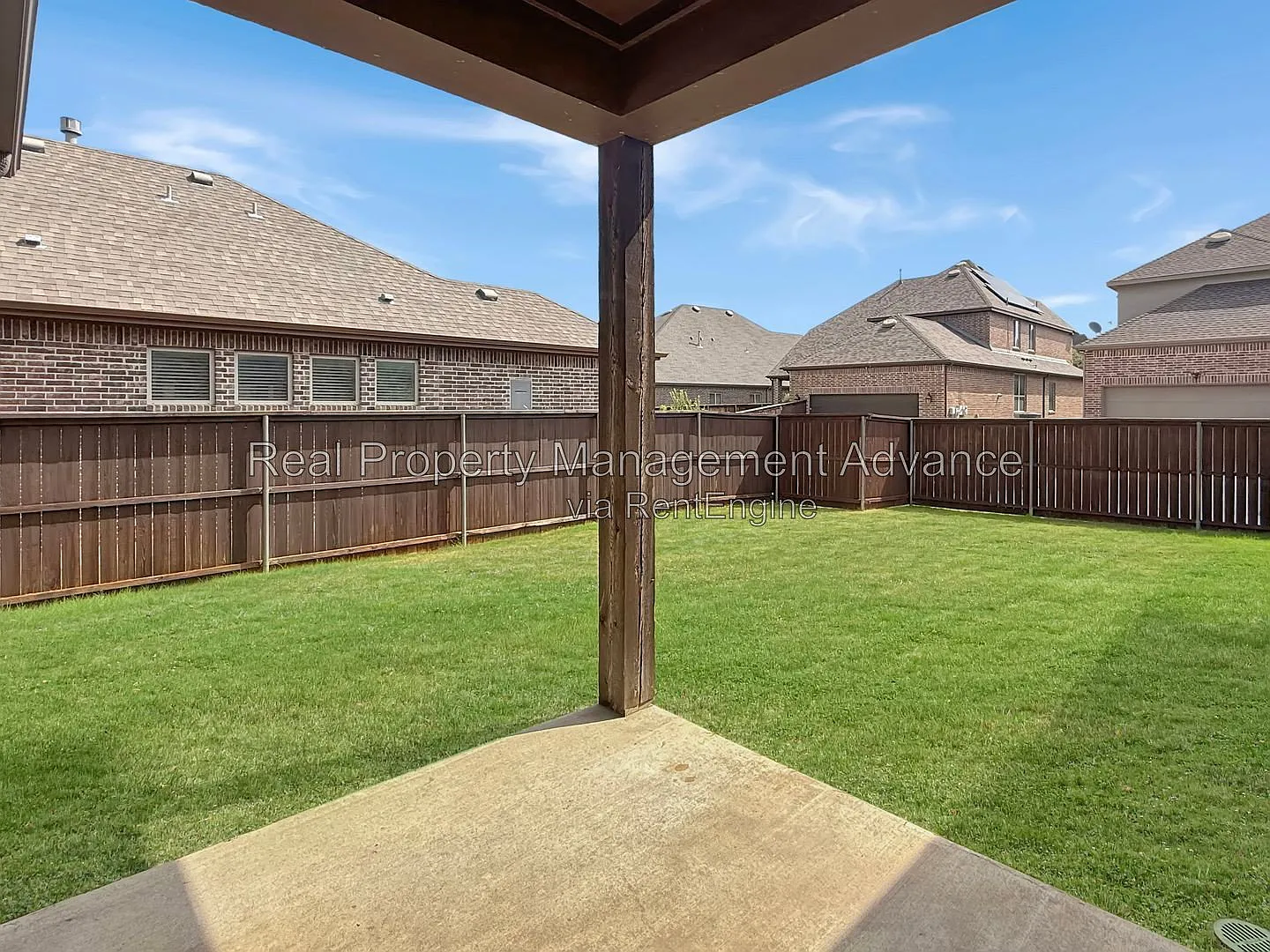 5 bed, 4.0 bath, 3336 sqft, $3,600 — Photo 3