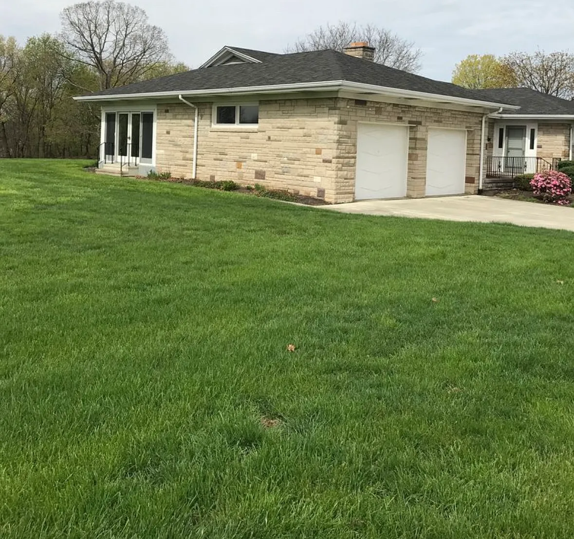 3 bed, 2150 sqft, $2,400 — Photo 4