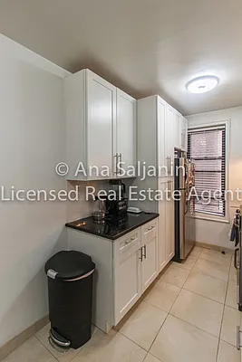 Rented by Citi Zone Realty | media 8