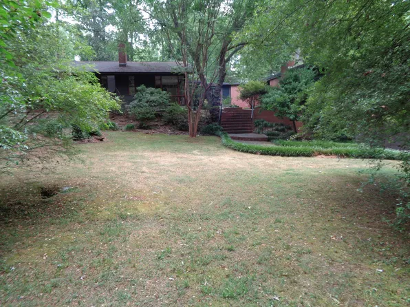 3211 Churchill Rd, Raleigh, NC 27607