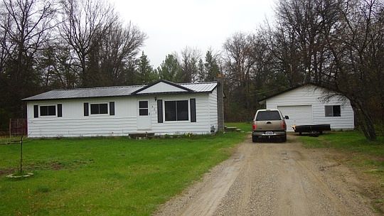 1st image of 630 S Circle Dr