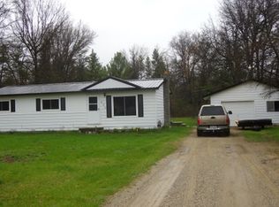 630 S Circle Dr, Mio, MI 48647