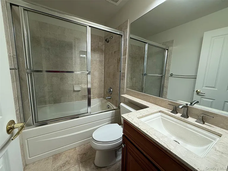 1405 Round Pointe Dr — Photo 8