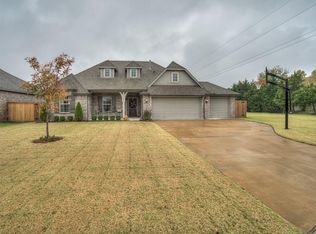 1504 E 137th Pl, Glenpool, OK 74033