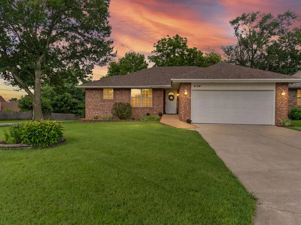 4159 S Oak Avenue, Springfield, MO 65804