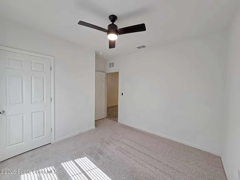 287 Guinevere Dr SW — Photo 17