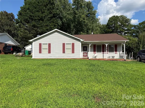 5124 Poplar Springs Dr, Charlotte, NC 28269