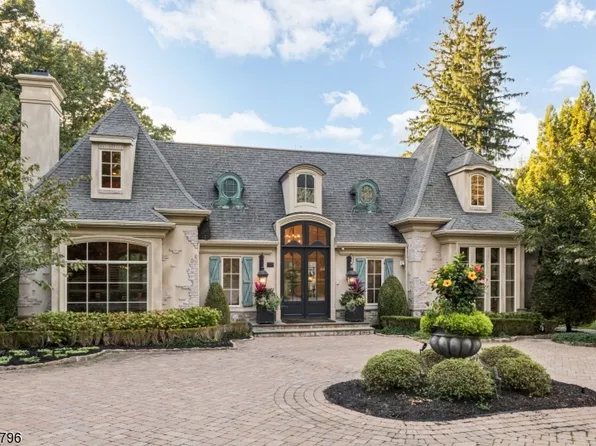 274 Woodside Ave, Franklin Lakes Boro, NJ 07417
