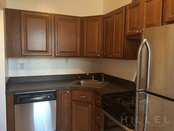5th image of 4309 47th Ave APT 3M