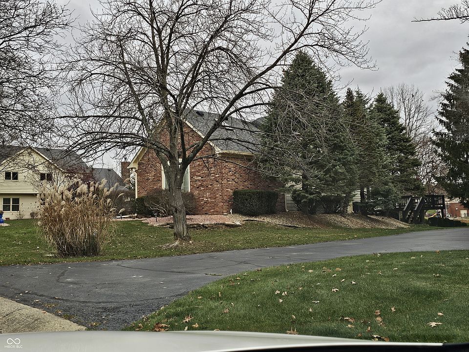 2nd image of 8659 Creekwood Ln