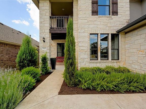 3rd image of 5405 Pincushion Daisy Dr