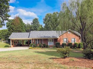 1111 Kendall Mill Rd, Thomasville, NC 27360