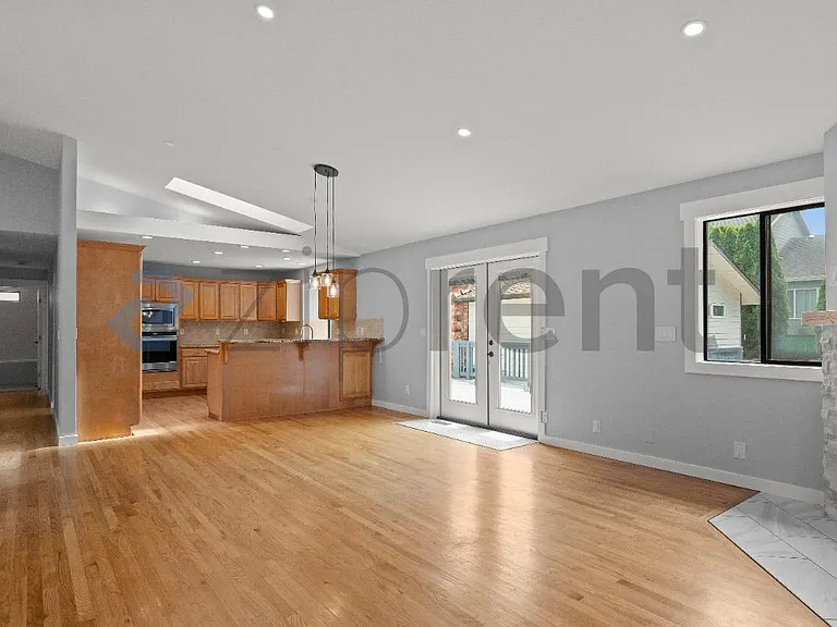 710 142nd St SW — Photo 10