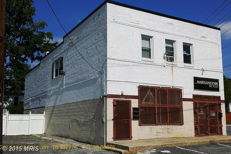 1st image of 101 Maryland Park Dr