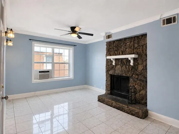 6220 Riverside Dr APT 689, Metairie, LA 70003
