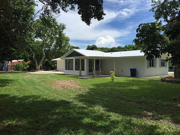 Back Yard - Large Double Lot