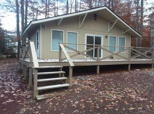 8518 Hillcrest Dr, Tobyhanna, PA 18466