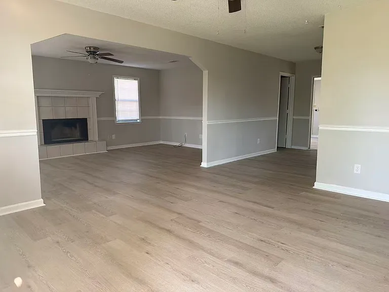 2665 Teakwood Dr — Photo 2