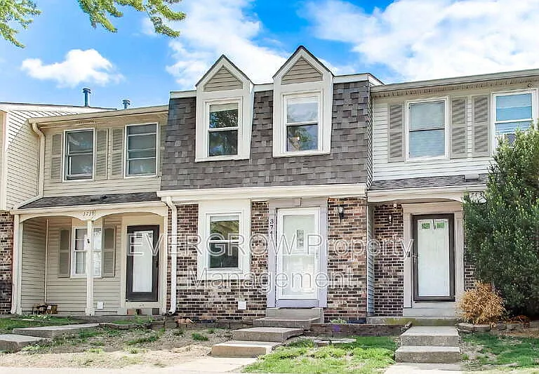3741 Lima Ct — Photo 2
