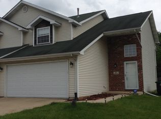81 Lukes Ct, Hobart, IN 46342