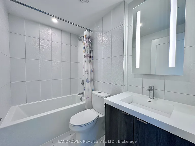 30 Inn On The Park Dr #3908 — Photo 7