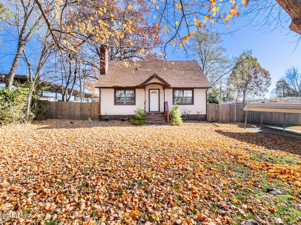 2670 S Wilson Rd, Radcliff, KY 40160