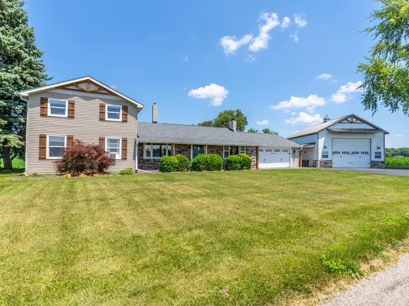 5726 E 800 N, Syracuse, IN 46567