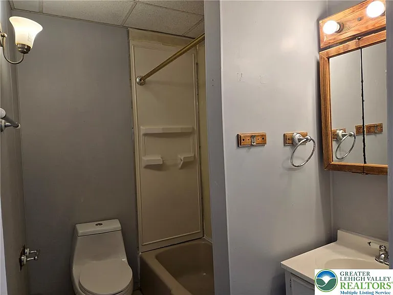 436 Pierce St — Photo 10
