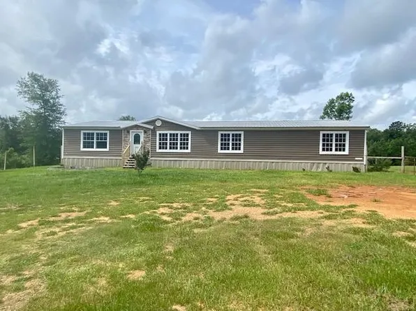 5048 McComb Holmesville Rd, McComb, MS 39648