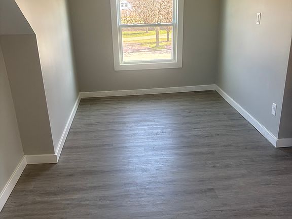 4th image of 89 S Main St APT 4